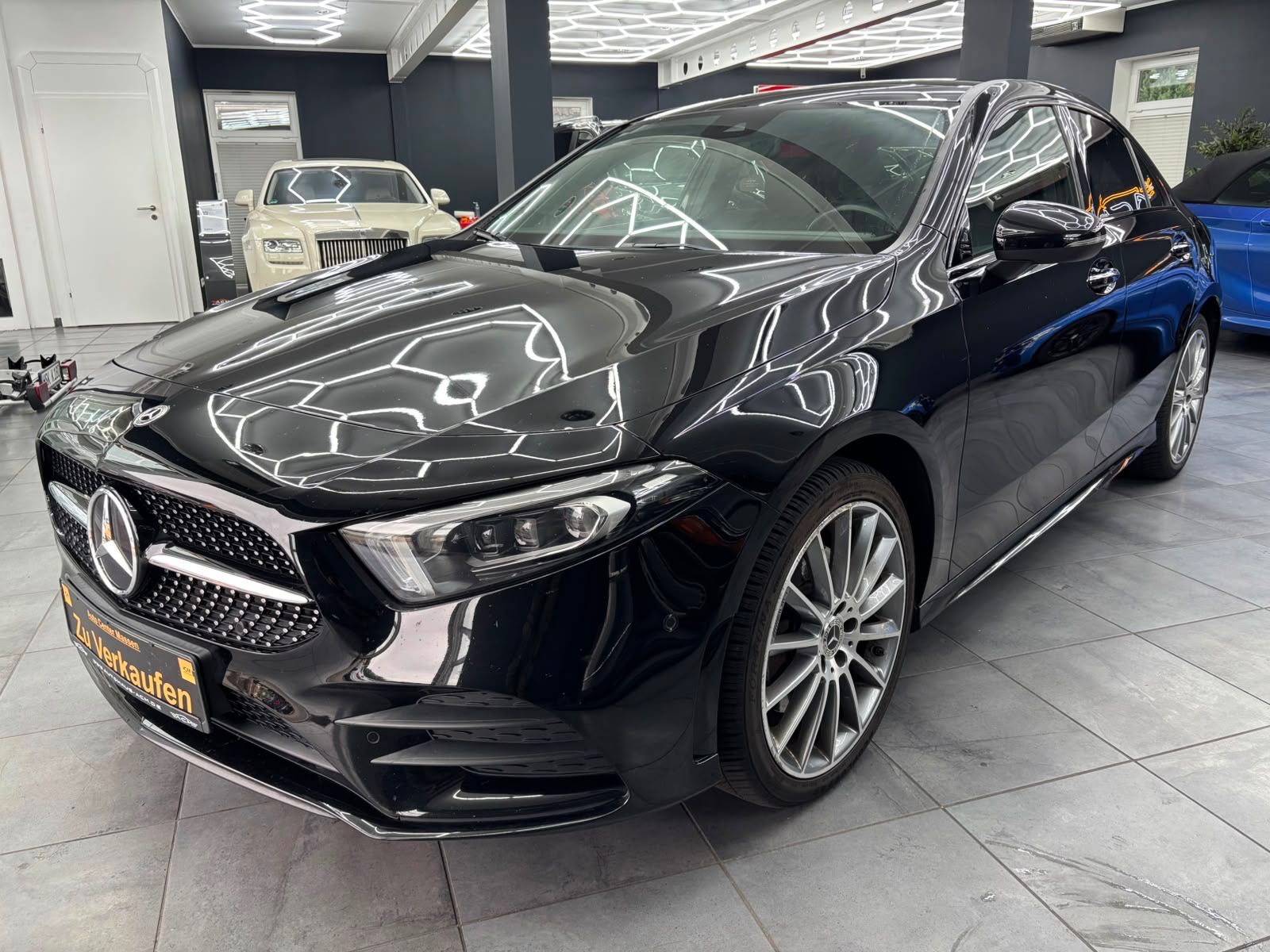 Mercedes-Benz A 250 A 250e LIM.AMG |Pano | MBUX | MULTIBEAM | MEMORY