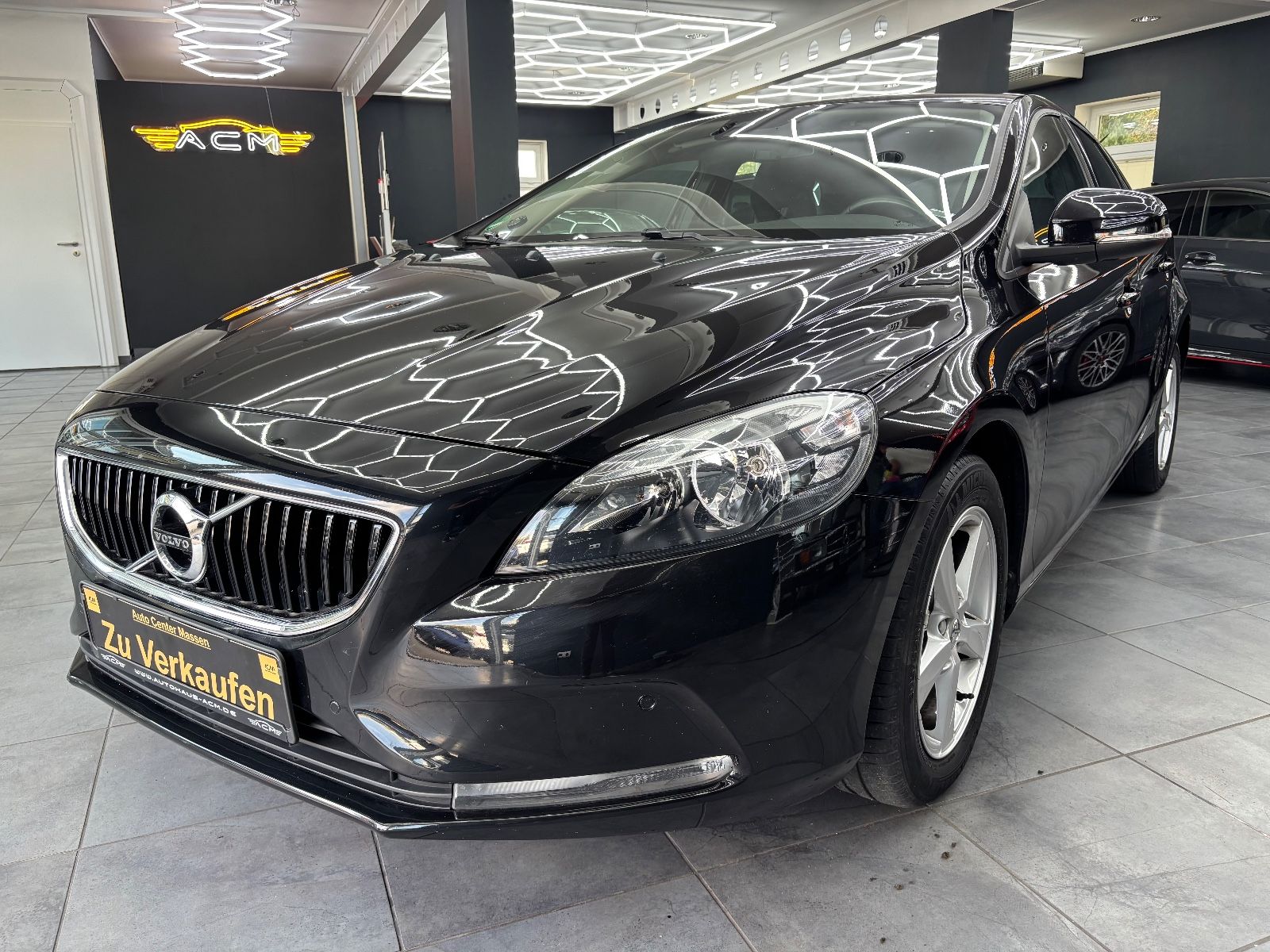 Volvo V40 V40 Kinetic